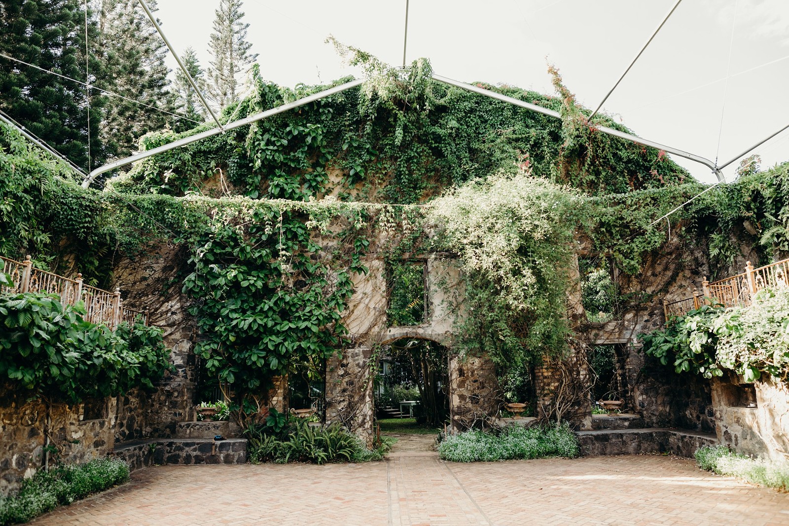 Modern Maui Jungle Wedding Inspiration at Haiku Mill