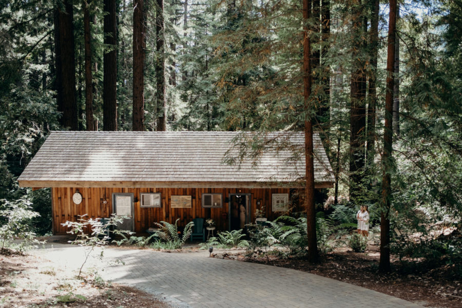 Waterfall Lodge and Retreat Weddings in Ben Lomond, California / Santa